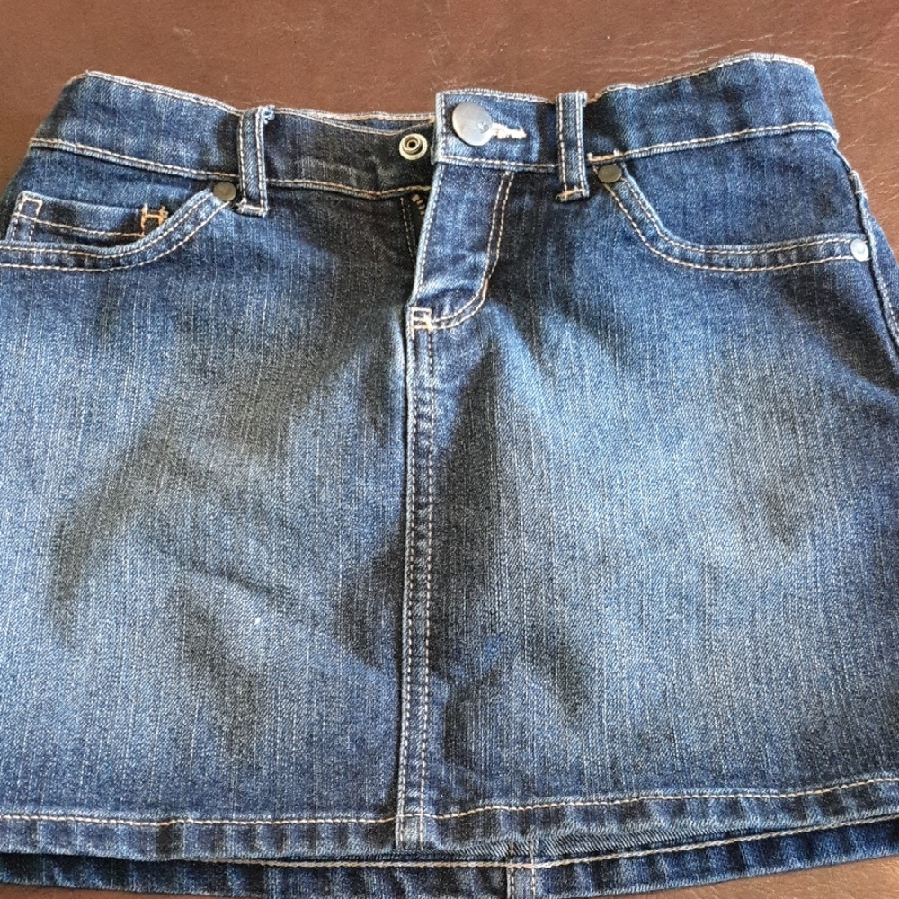 Place kids skirt
